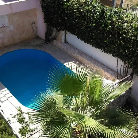 Zulin Apartment