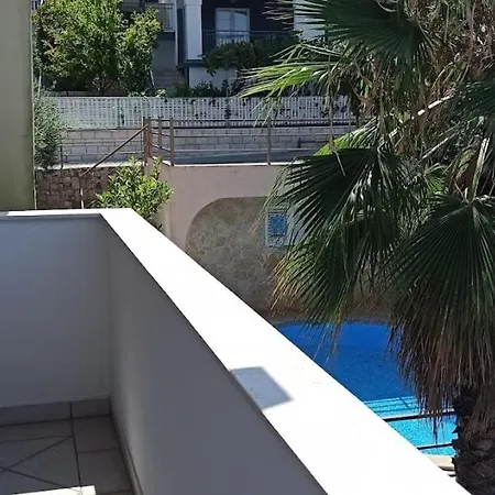 Zulin Apartment